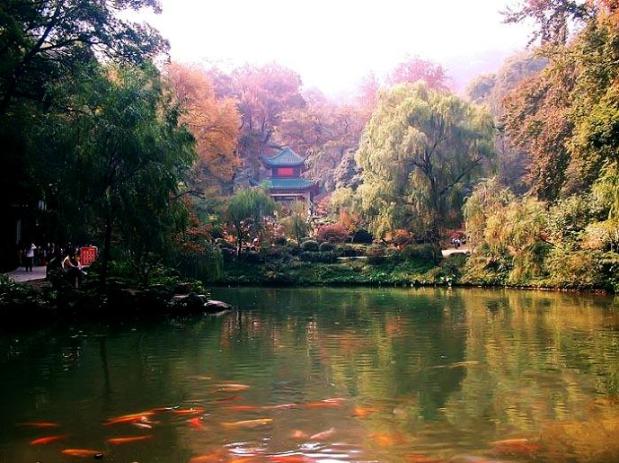 岳麓山。岳麓山风景名胜区官网