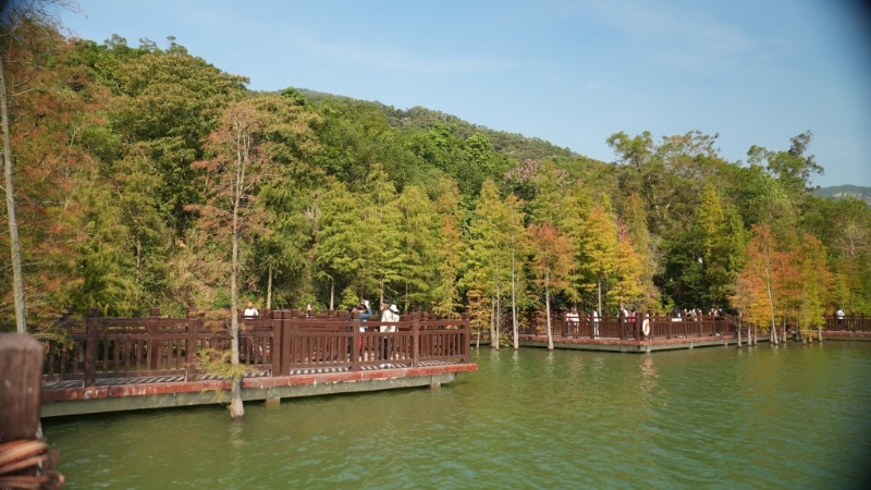 3. 广东小九寨沟石涧公园大石头风景区